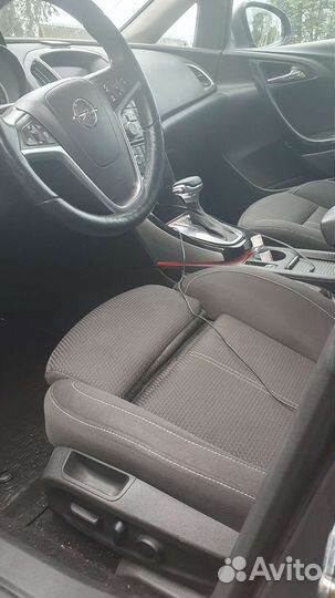 Opel Astra 1.6 AT, 2014, 103 000 км