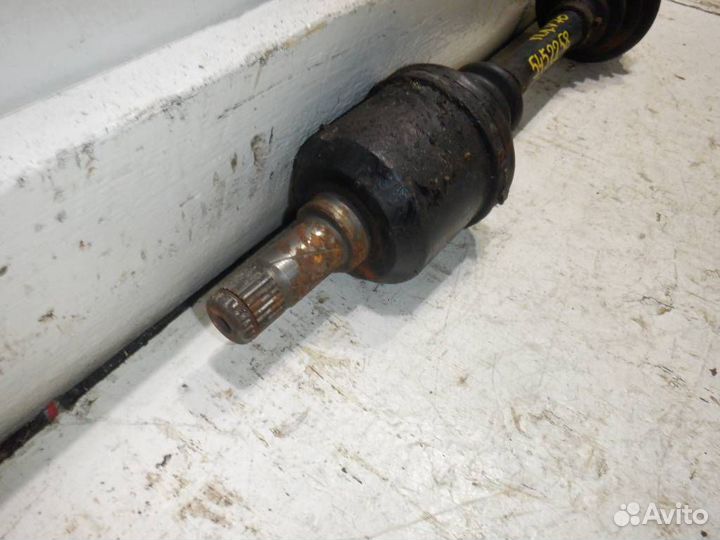 Привод передний левый