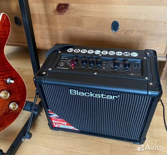 Моделирующий комбоусилитель blackstar id core 10 V