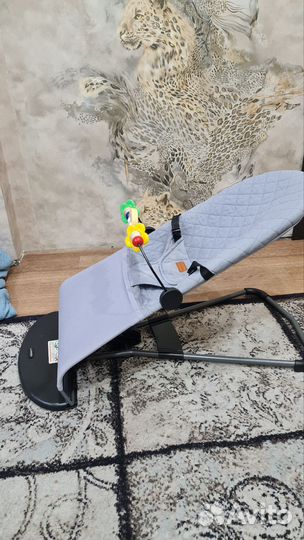 Шезлонг для новорожденных бу