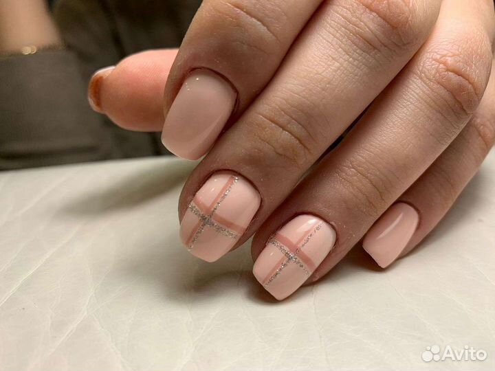 Маникюр педикюр