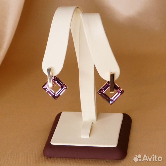 Комплект серьги и подвеска с кристаллами Swarovski