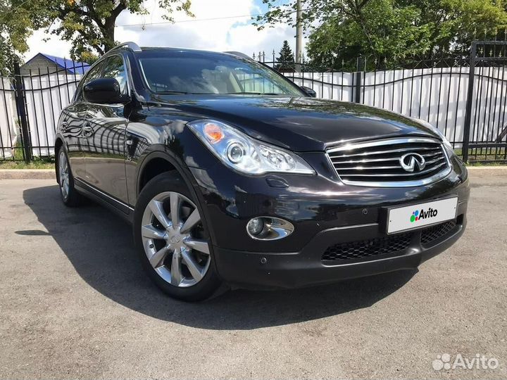 Infiniti QX50 2.5 AT, 2015, 106 830 км