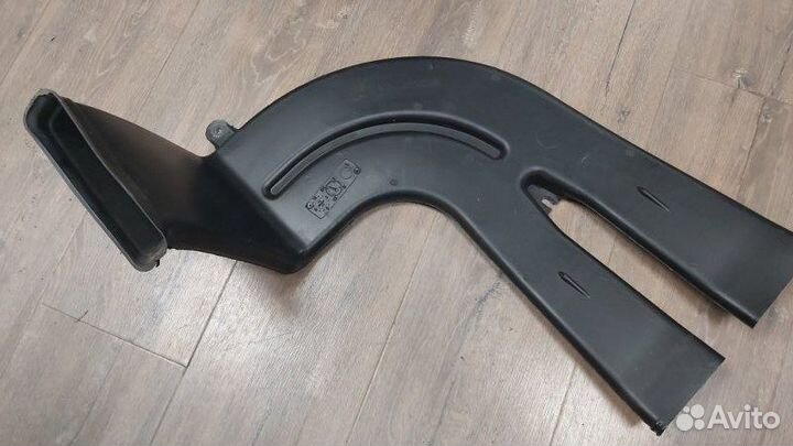 Воздуховод правый Bmw X5 E53 M62 4.6IS 2002