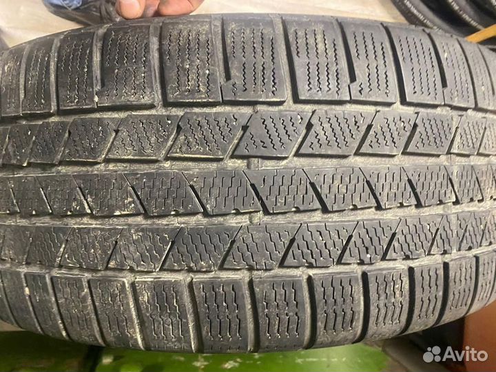 Continental ContiCrossContact Winter 275/45 R21 110V