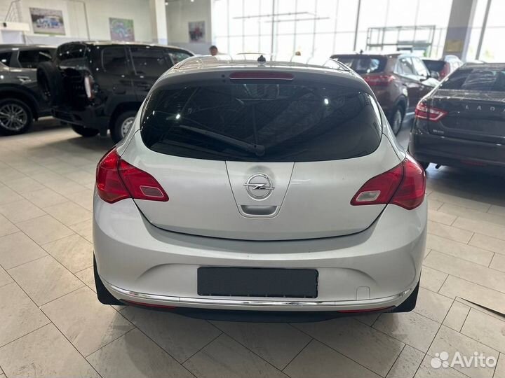 Opel Astra 1.6 МТ, 2014, 98 400 км