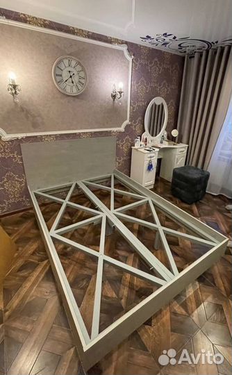 Парящие кровати в наличии