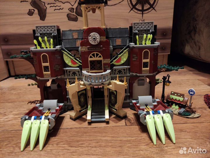 Lego хиден сайд