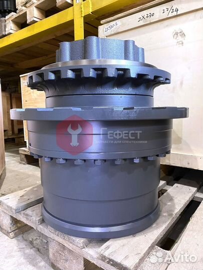 Редуктор хода Hitachi ZX350K 9212584