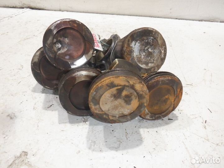 Поршень с шатуном Мерседес