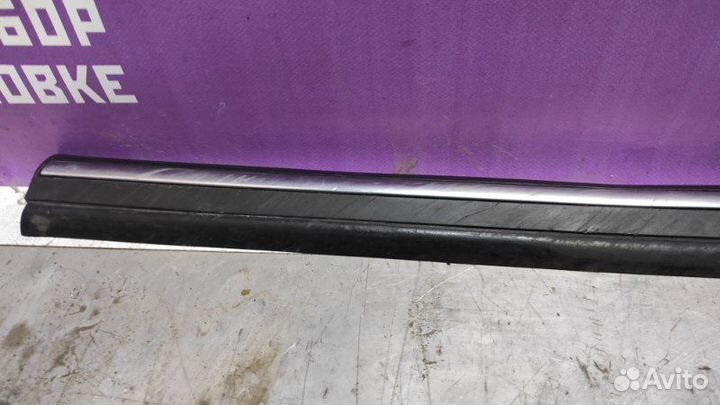 Накладка двери передняя правая Infiniti Fx35 S50