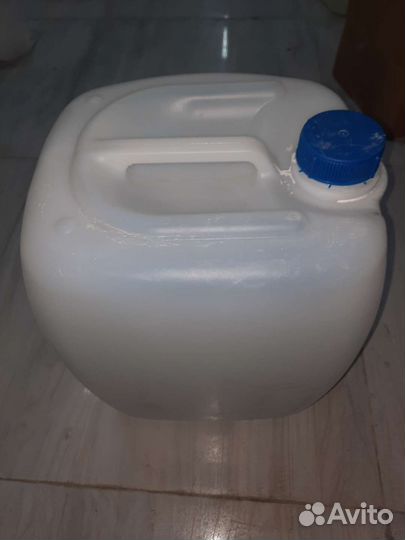 Канистра пластиковая