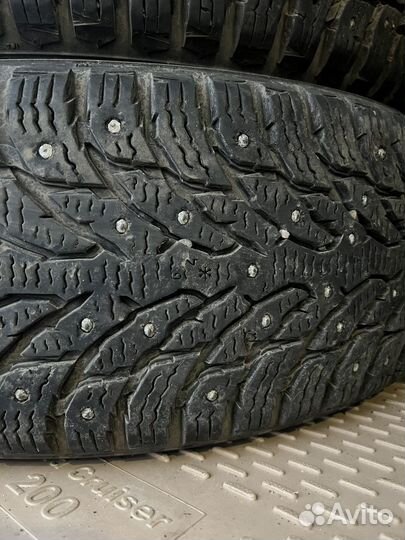 Nokian Tyres Hakkapeliitta 9 SUV 225/60 R17 97T