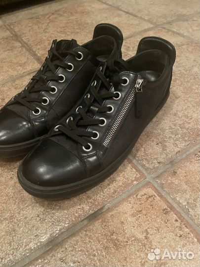 Ботинки мужские LV