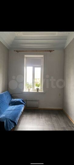 Комната 16 м² в 9-к., 2/2 эт.