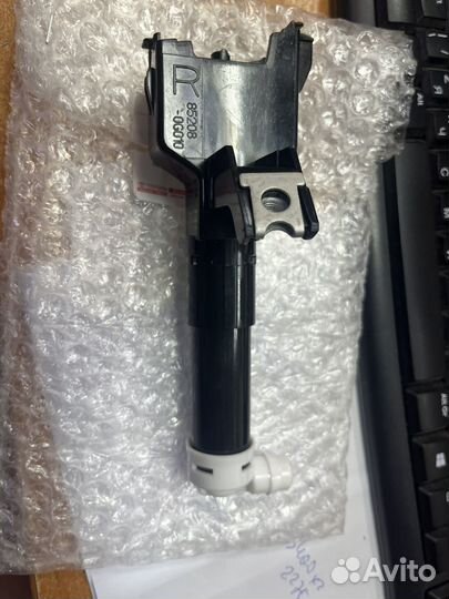 Омыватель фары правый Тойота