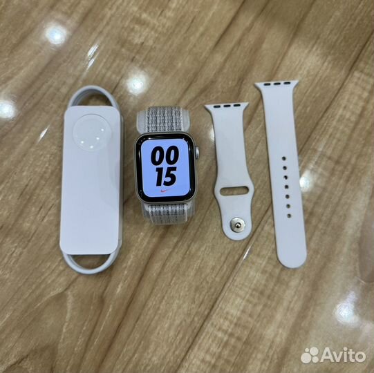 Apple Watch Se 40mm Nike Новые
