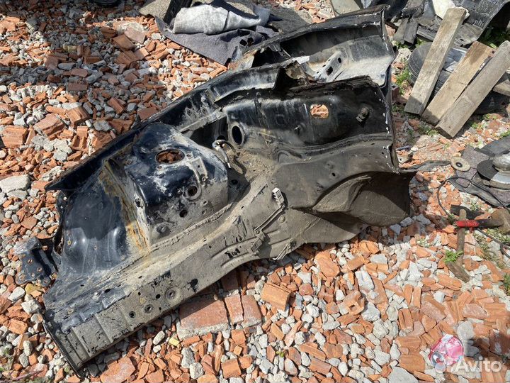 Лонжерон передний правый (четверть ) Lexus GS 2005