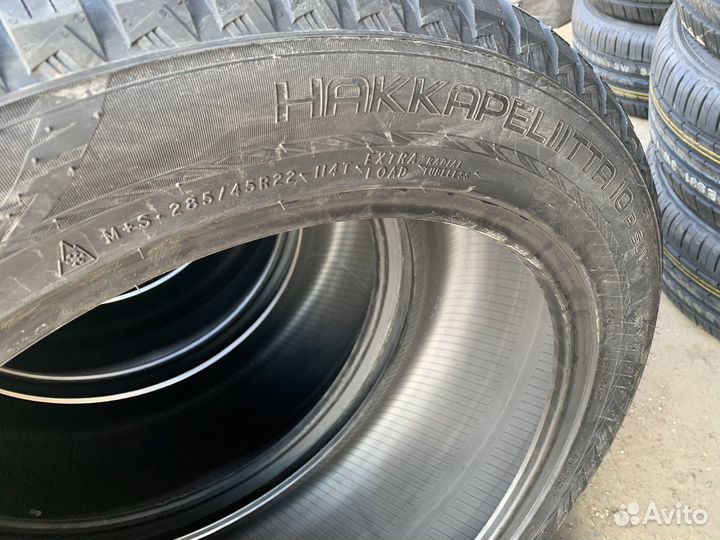 Nokian Tyres Hakkapeliitta 10p SUV 285/45 R22