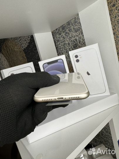 iPhone 11, 128 ГБ