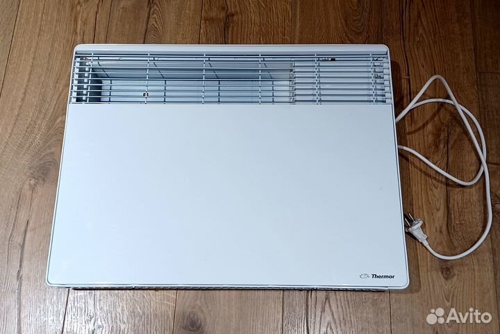 Конвектор обогреватель Thermor навесной