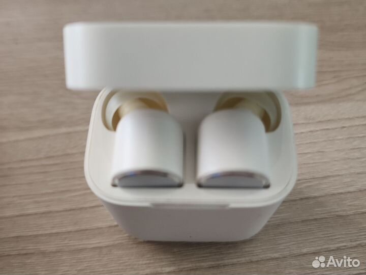 Спортивные беспроводные наушники Mi с док станцией