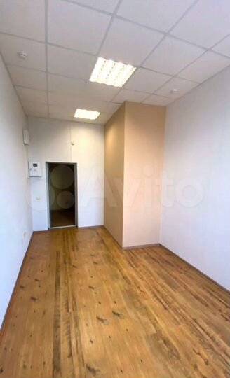 Помещение 13.9 м² с арендатором