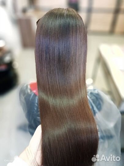 Кератиновое выпрямление волос