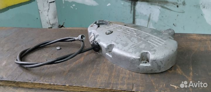 Левая крышка двигателя Ш 58 мопед Рига