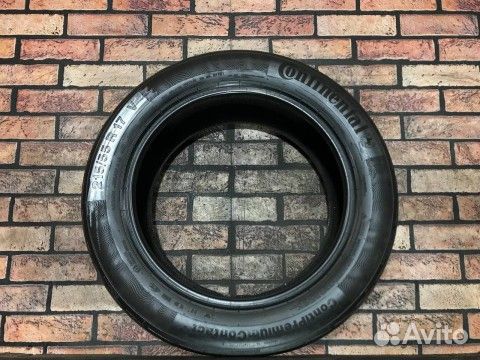 Continental ContiPremiumContact 5 215/55 R17 94V