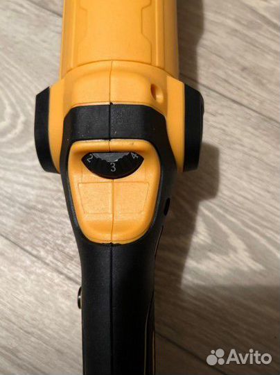 DeWalt углошлифовальная машина