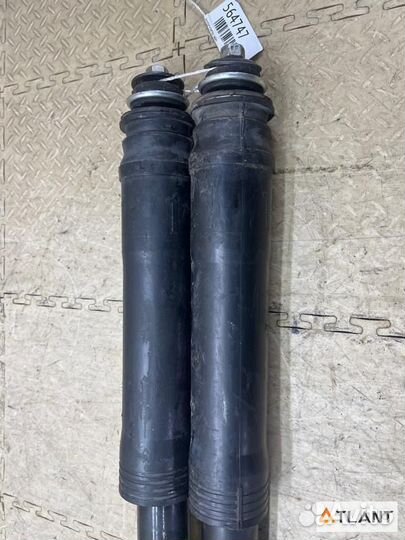 Амортизатор задний toyota prius