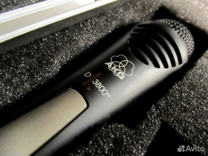 Микрофон AKG D3800M