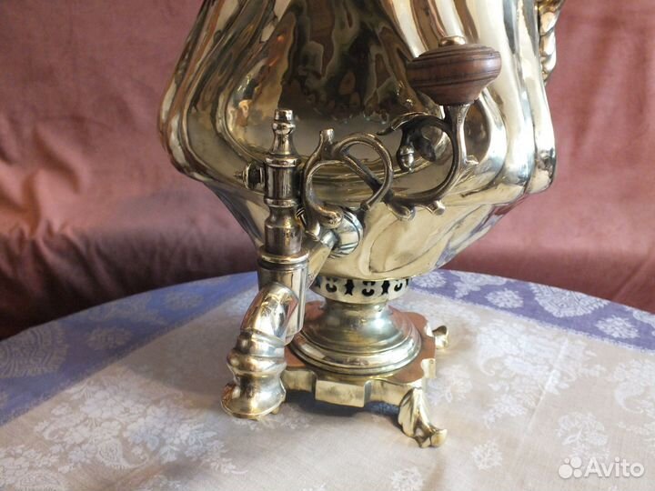 Самовар ваза манерный