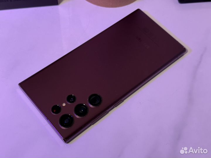 Samsung Galaxy S22 Ultra, 12/256 ГБ