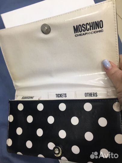 Кошелёк для поездок (документы, билеты, квитанции)