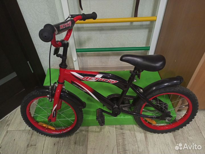 Трехколесный велосипед Actico, красный