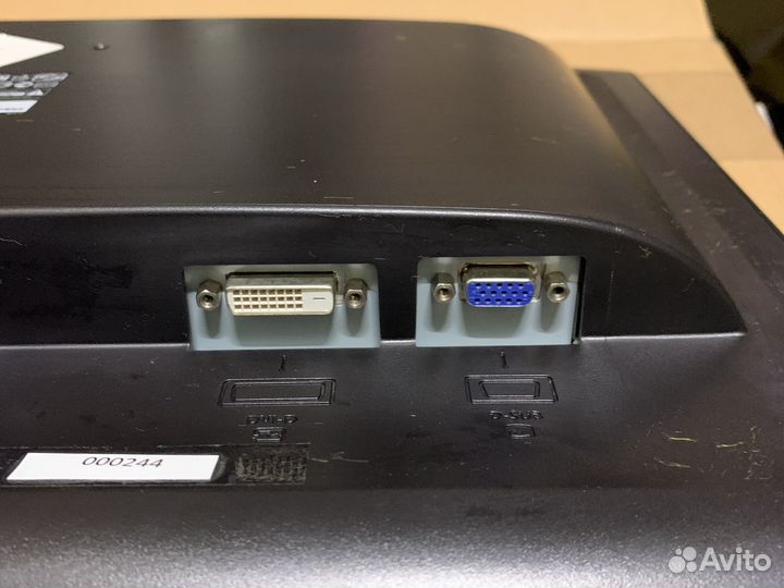 Монитор Benq t2210 HD