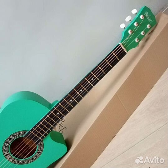 Гитара акустическая новая в коробке