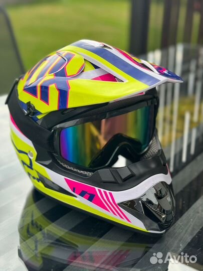 Кроссовый шлем