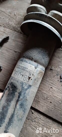 Амортизатор передний Mercedes E W124