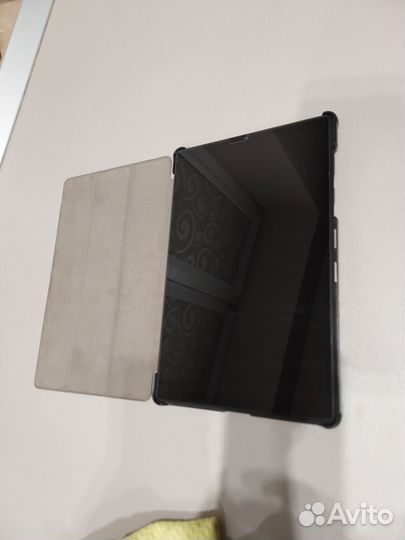 Планшет lenovo tb-x606f