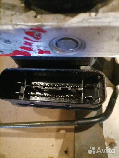 Блок управления ABS Mitsubishi Lancer