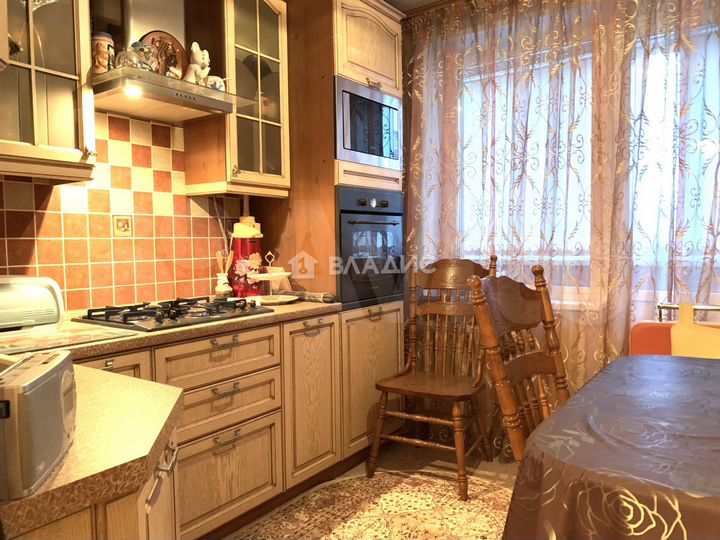 2-к. квартира, 53 м², 4/5 эт.