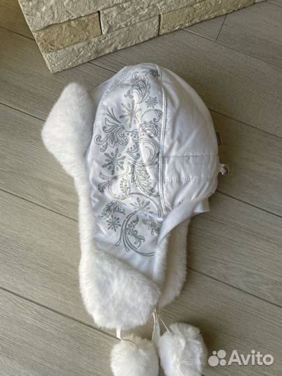 Шапка для девочки новая