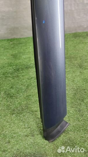 Молдинг лобового стекла левый Citroen C4 Grand Pi