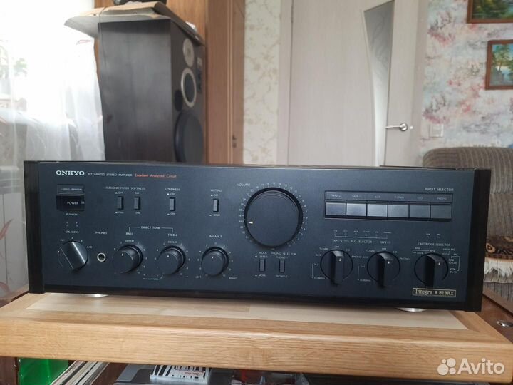 Onkyo Integra A-819RX