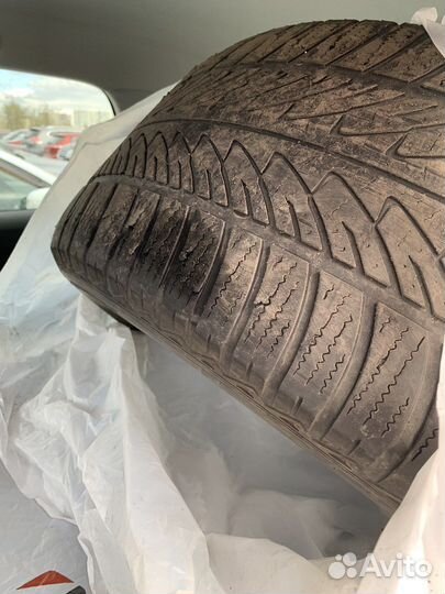 Goodyear UltraGrip 8 Performance 285/45 R20