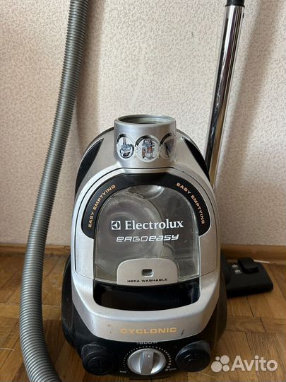Пылесос Electrolux на запчасти
