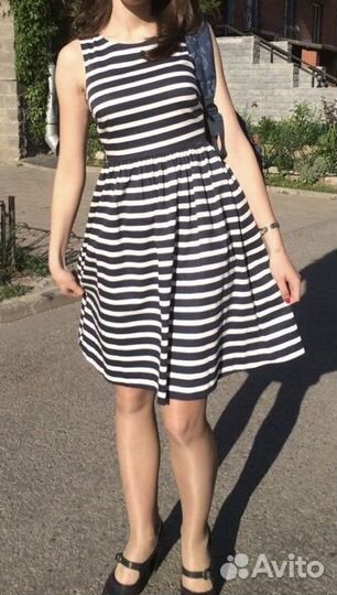 Платья женские 40-42 рр